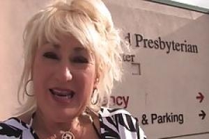 Роскошная групповуха лесбиянок в стриптиз клубе